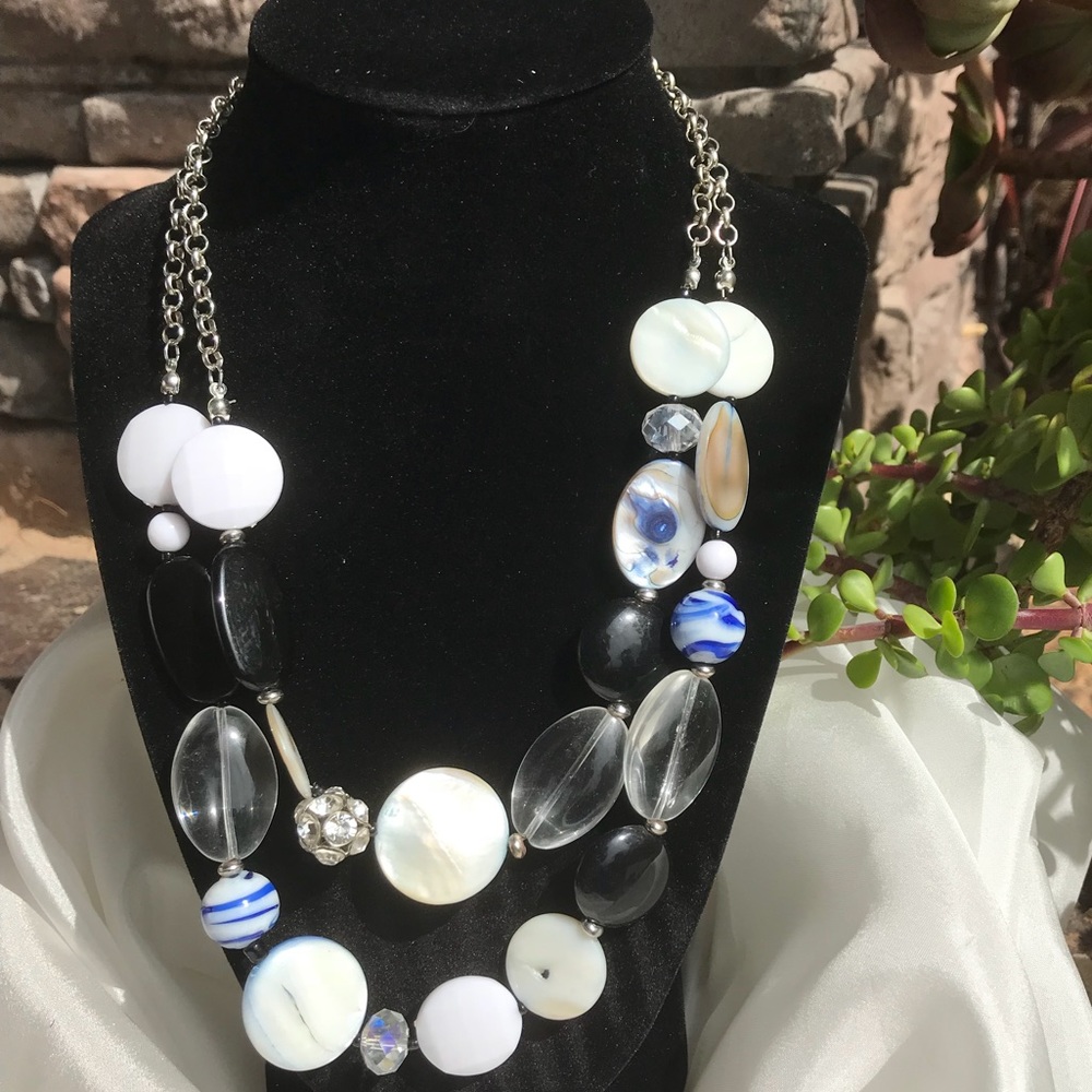 Multi chain shell, enamel crystal beads Gorgeous!